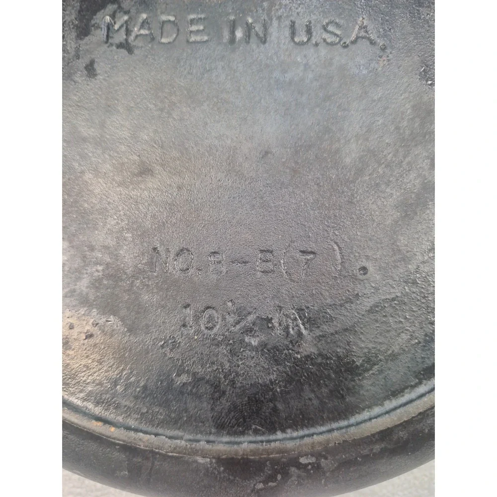 Vintage BSR Century Series No 8 Cast Iron Skillet 10 5/8 Inch Made in USA